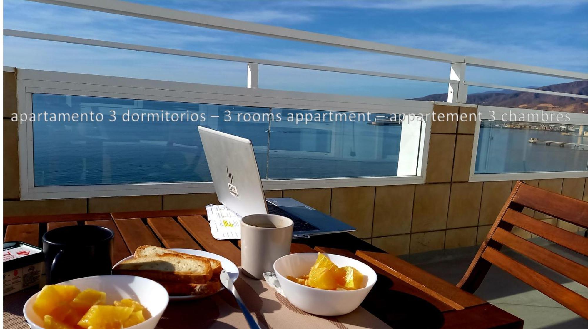 Increible Atico Con Vistas A La Bahia De Almeria Exterior photo